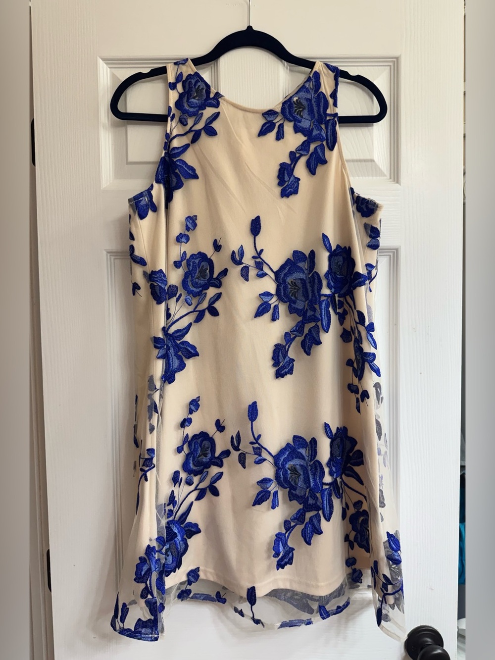 Beige by ECI embroidered dress M